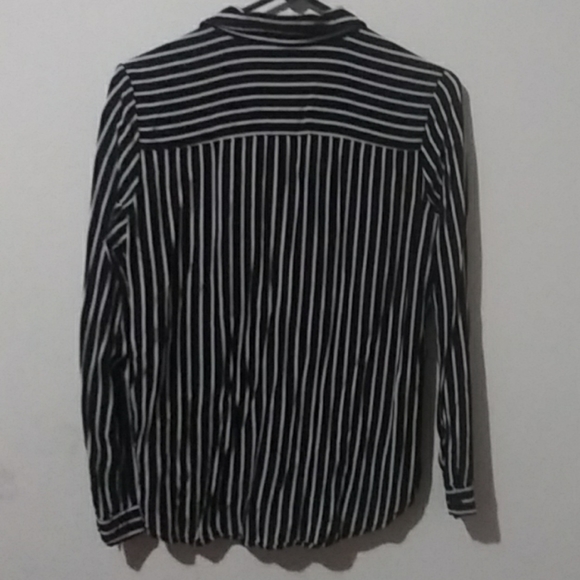 Blouse - Picture 2 of 2